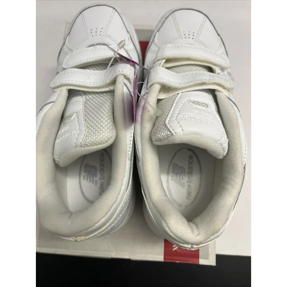 New Balance White  Big Kid 624 Hook and Loop Uniform Sneakers Shoes SZ 3 X Wide